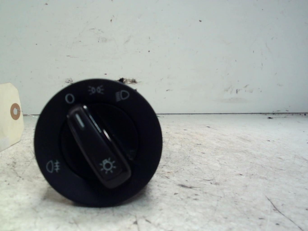 Commande de phare VOLKSWAGEN POLO 5 PHASE 1 Diesel - 1