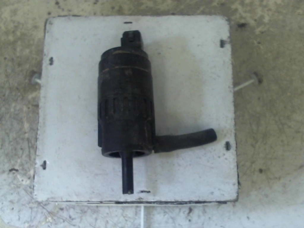 Pompe lave glace avant BMW SERIE 3 E46 CABRIO PHASE 1 Essence - 1