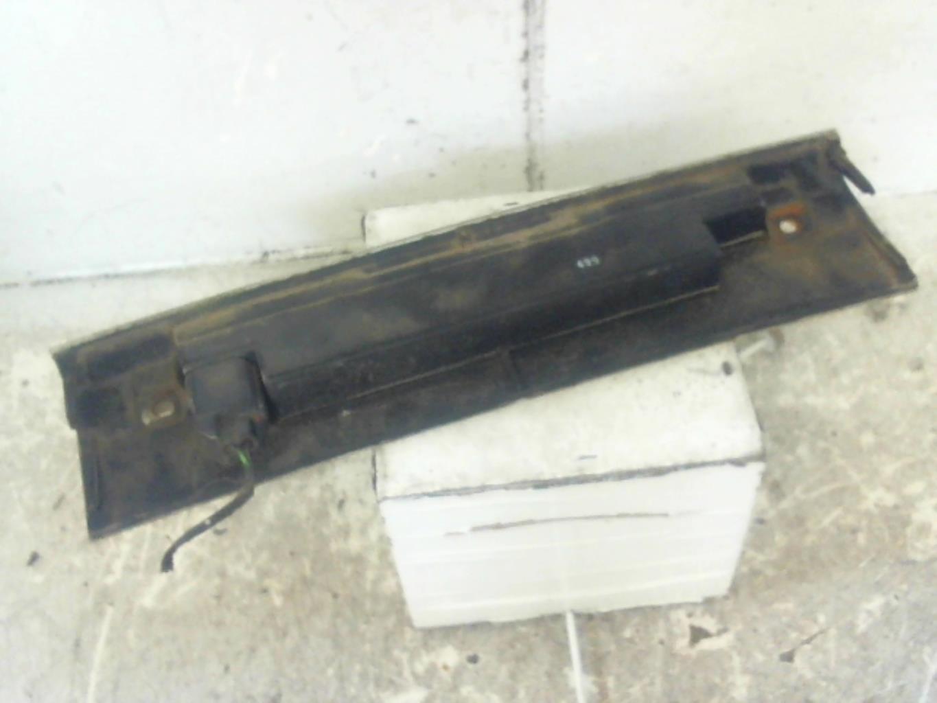 Feu arriere stop central FORD C-MAX 1 PHASE 2 Diesel - 1