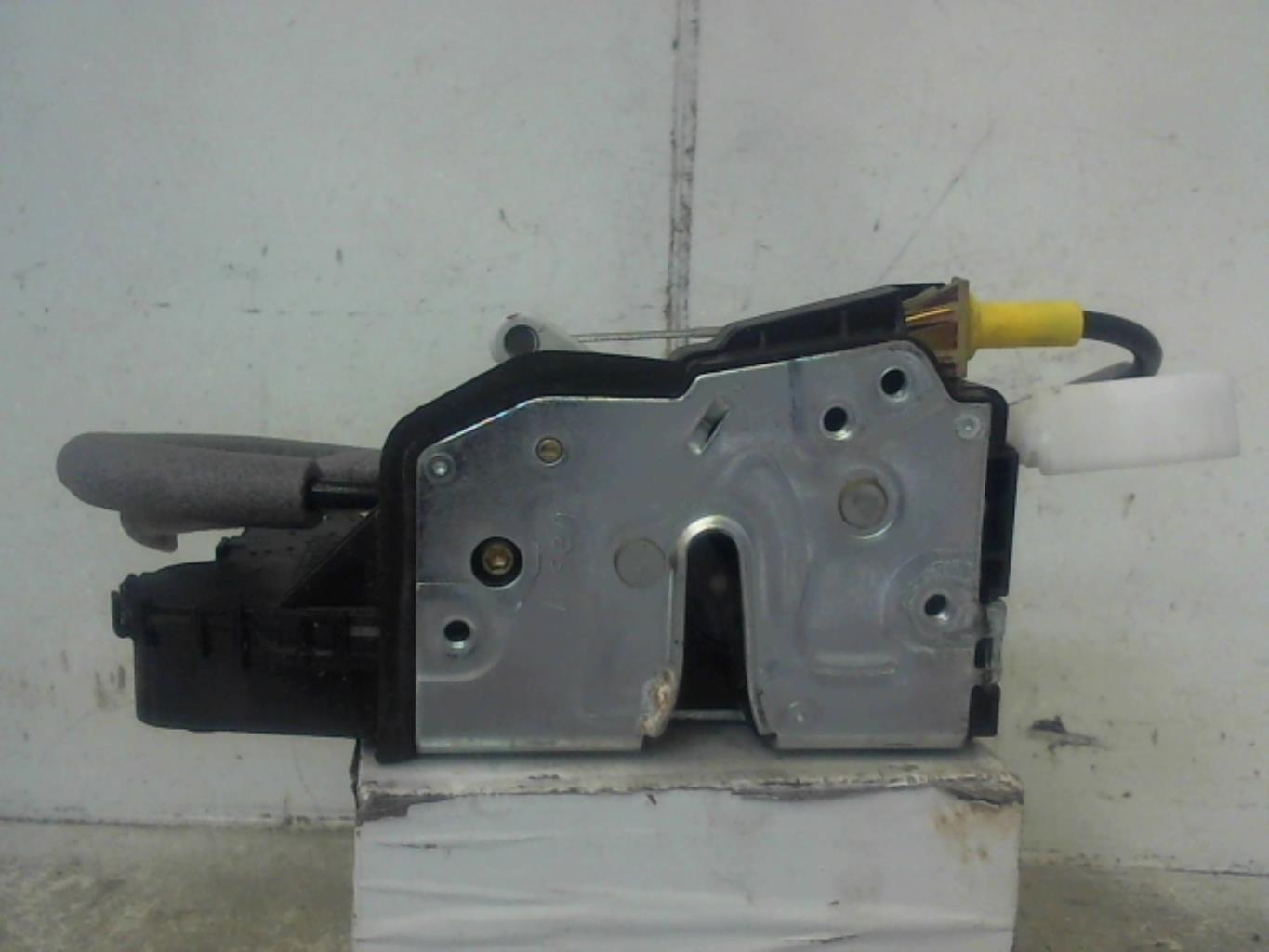 Serrure arriere droit BMW SERIE 3 E46 PHASE 2 Diesel - 1