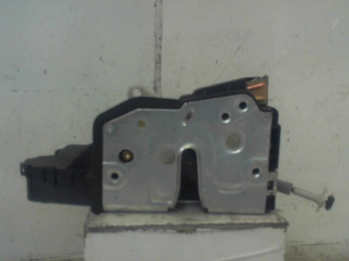 Serrure avant droit BMW SERIE 3 E46 TOURING PHASE 2 BREAK Diesel - 1