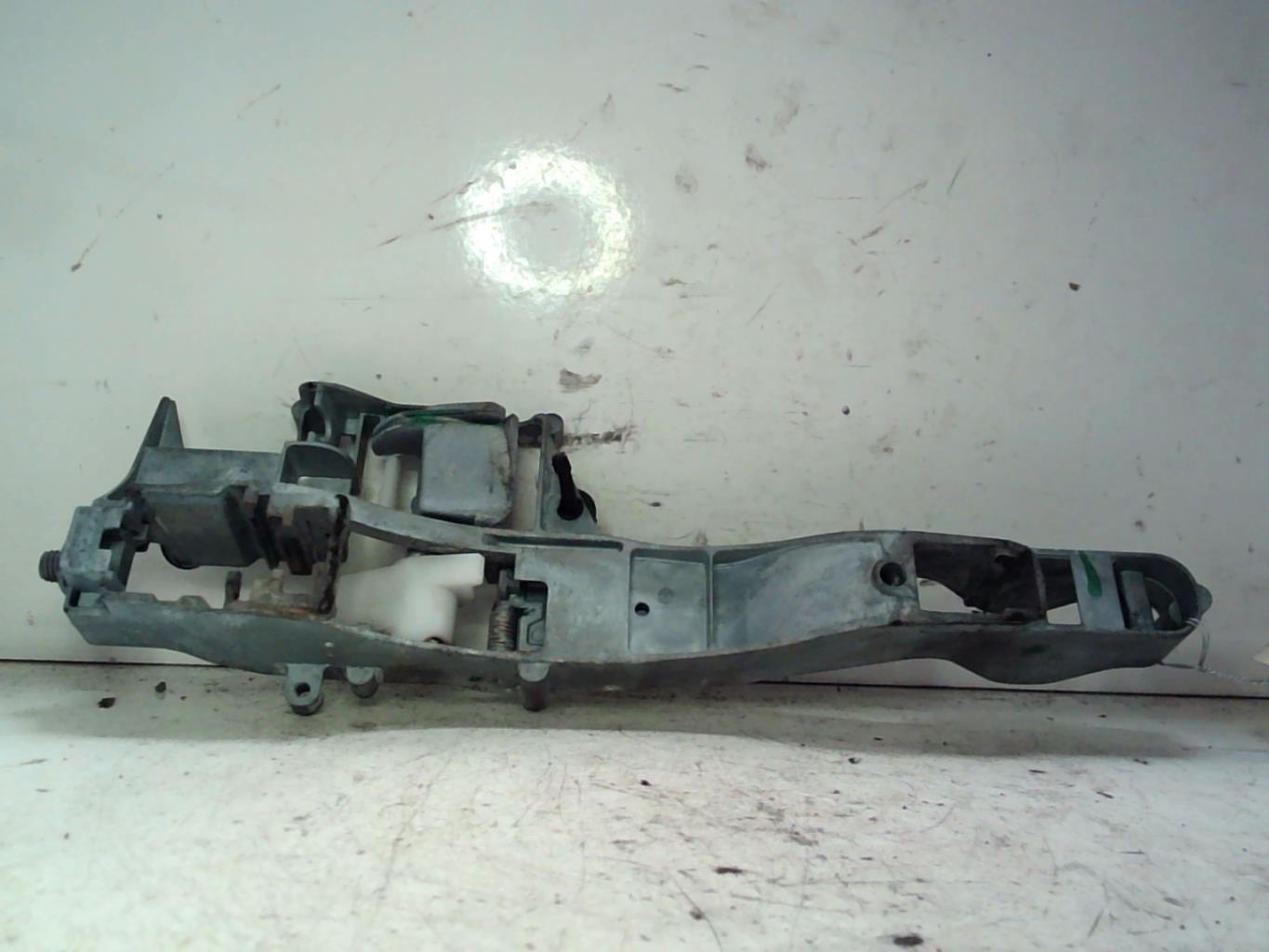 Support poignee porte arriere droite CITROEN C4 PICASSO 1 Diesel - 1