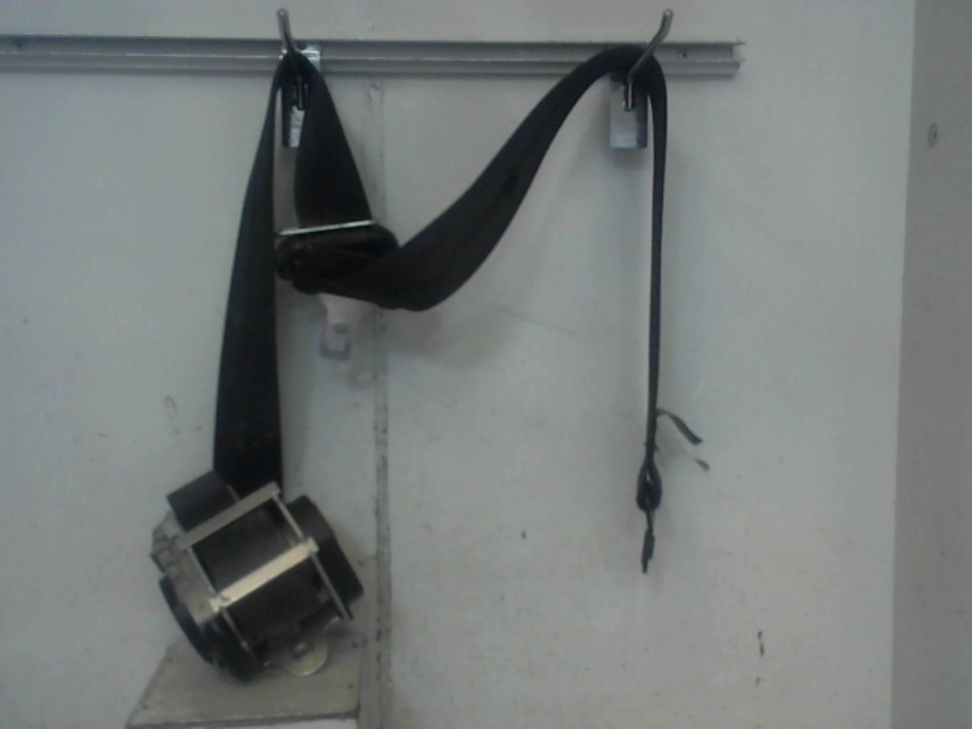 Ceinture avant gauche FORD MONDEO 3 PHASE 1 Diesel - 1