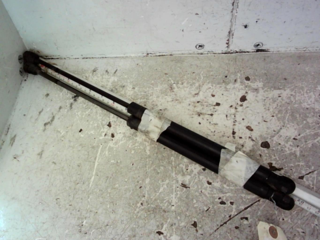 Verin de coffre OPEL VECTRA C PHASE 1 Diesel - 1