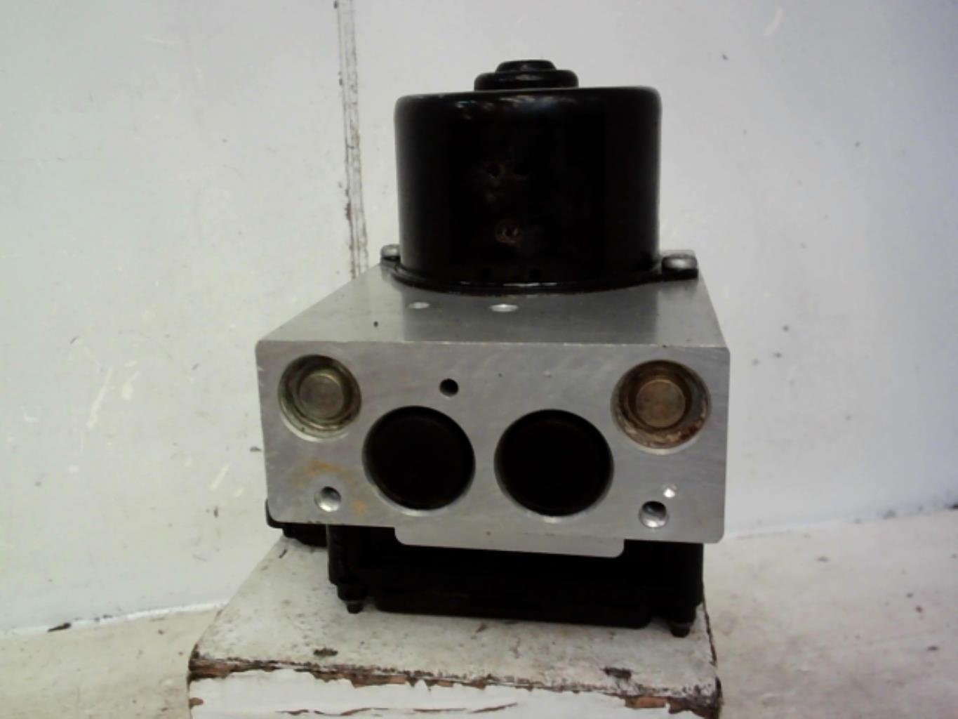Bloc ABS (freins anti-blocage) BMW SERIE 3 E46 PHASE 1 Essence - 1