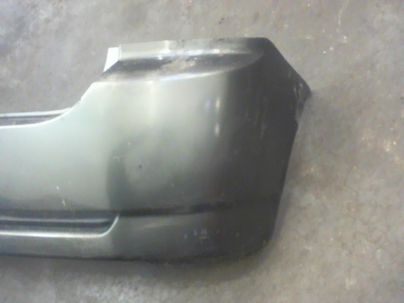 Pare choc arriere TOYOTA COROLLA 10 PHASE 1 Diesel - 1