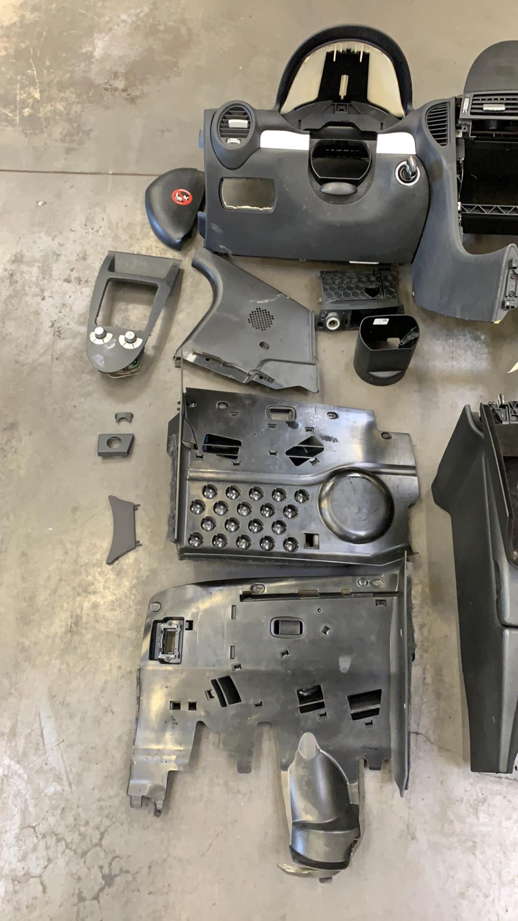 Planche de bord complete MERCEDES CLASSE SLK 171 PHASE 1 CABRIOLET Essence - 1