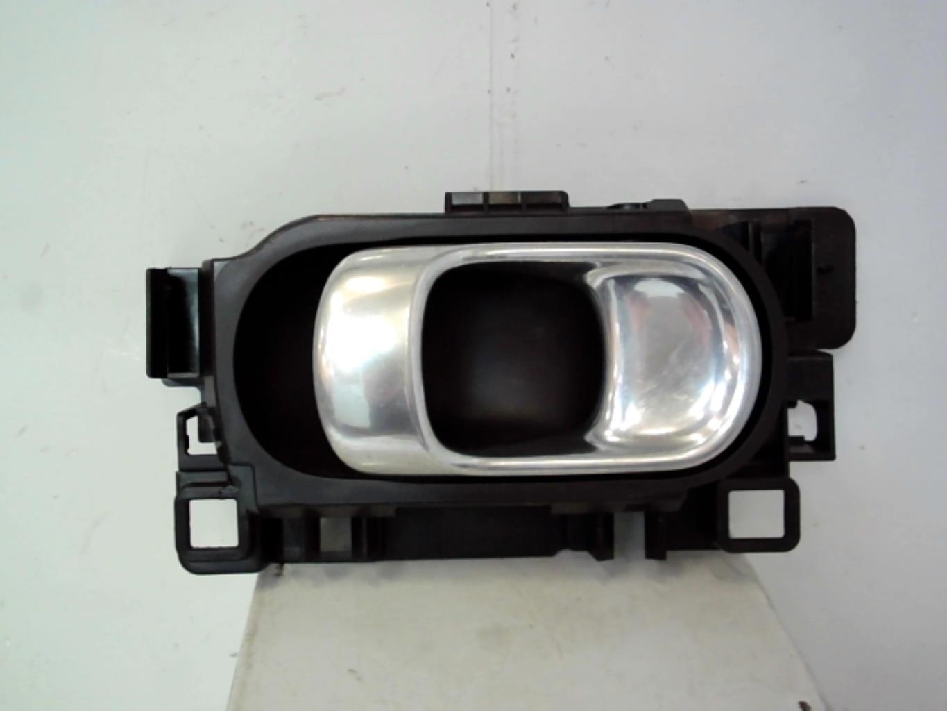 Poignee interieur arriere droit CITROEN C3 3 PHASE 1 Diesel - 1