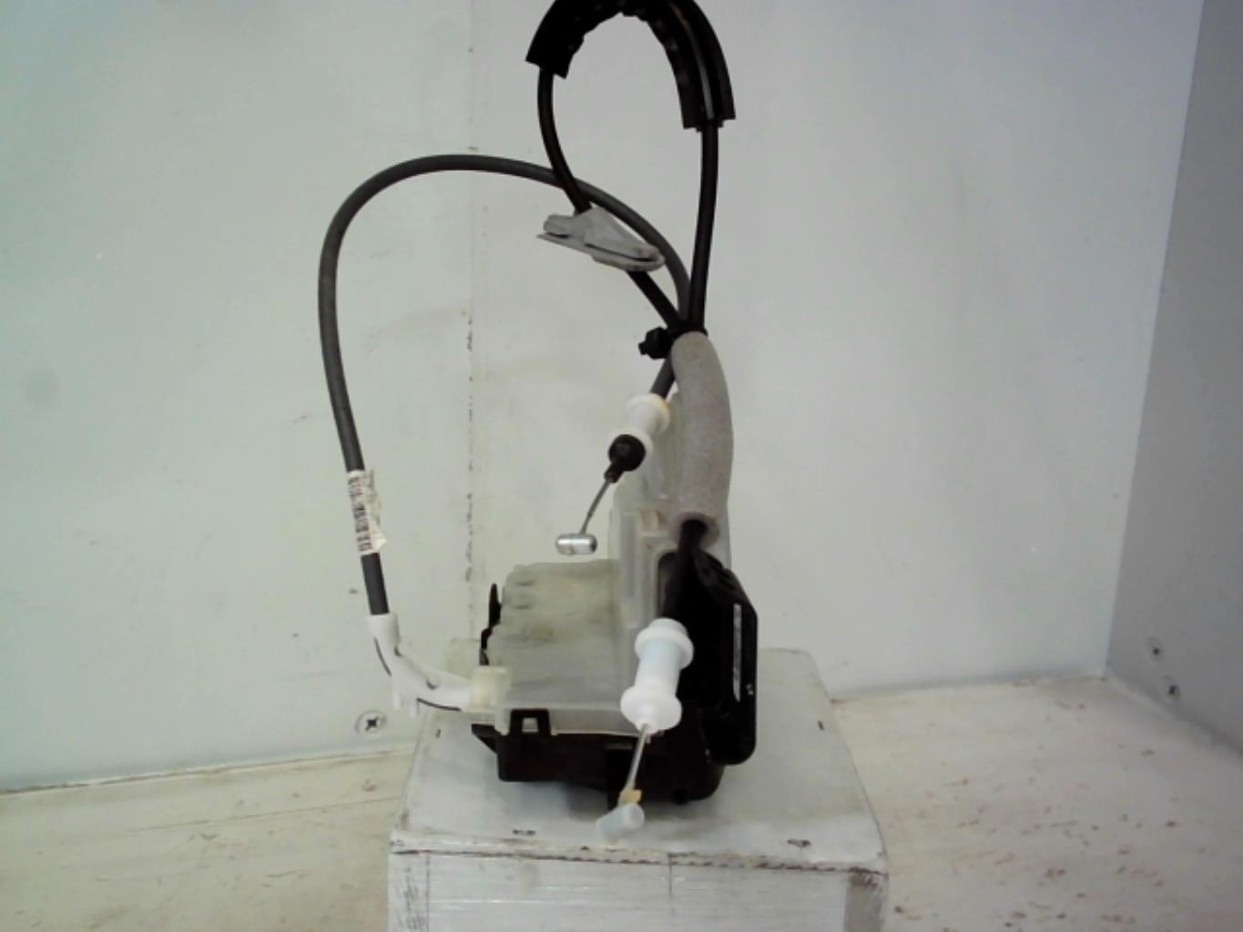 Serrure arriere droit CITROEN C3 3 PHASE 1 Diesel - 1