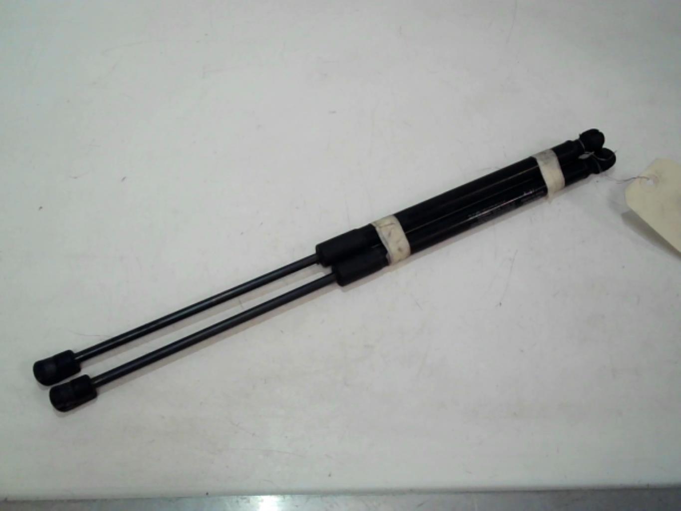 Verin de coffre KIA RIO 3 PHASE 1 Essence - 1