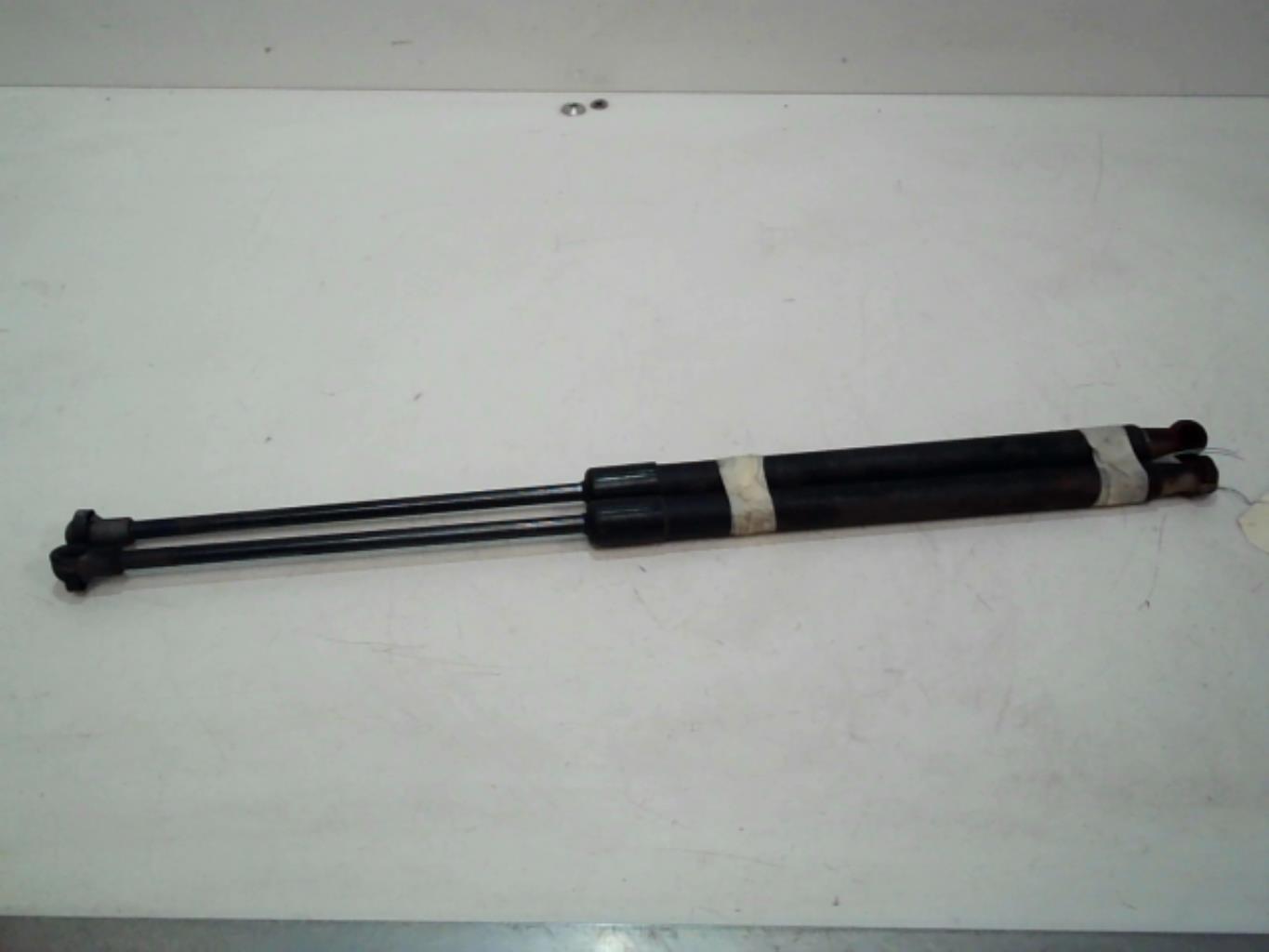 Verin de coffre AUDI A3 2 PHASE 1 Diesel - 1