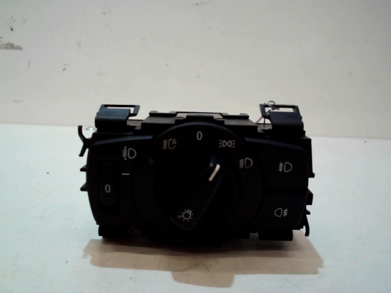 Commande de phare BMW SERIE 1 E87 PHASE 1 Diesel - 1