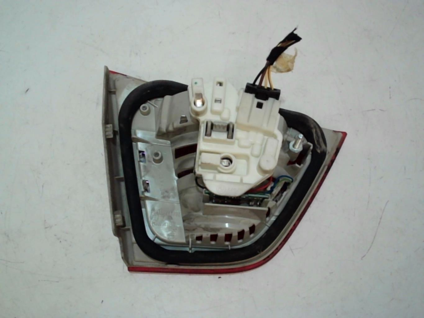 Feu arriere secondaire droit (feux) BMW SERIE 3 E91 TOURING PHASE 2 BREAK Diesel - 1