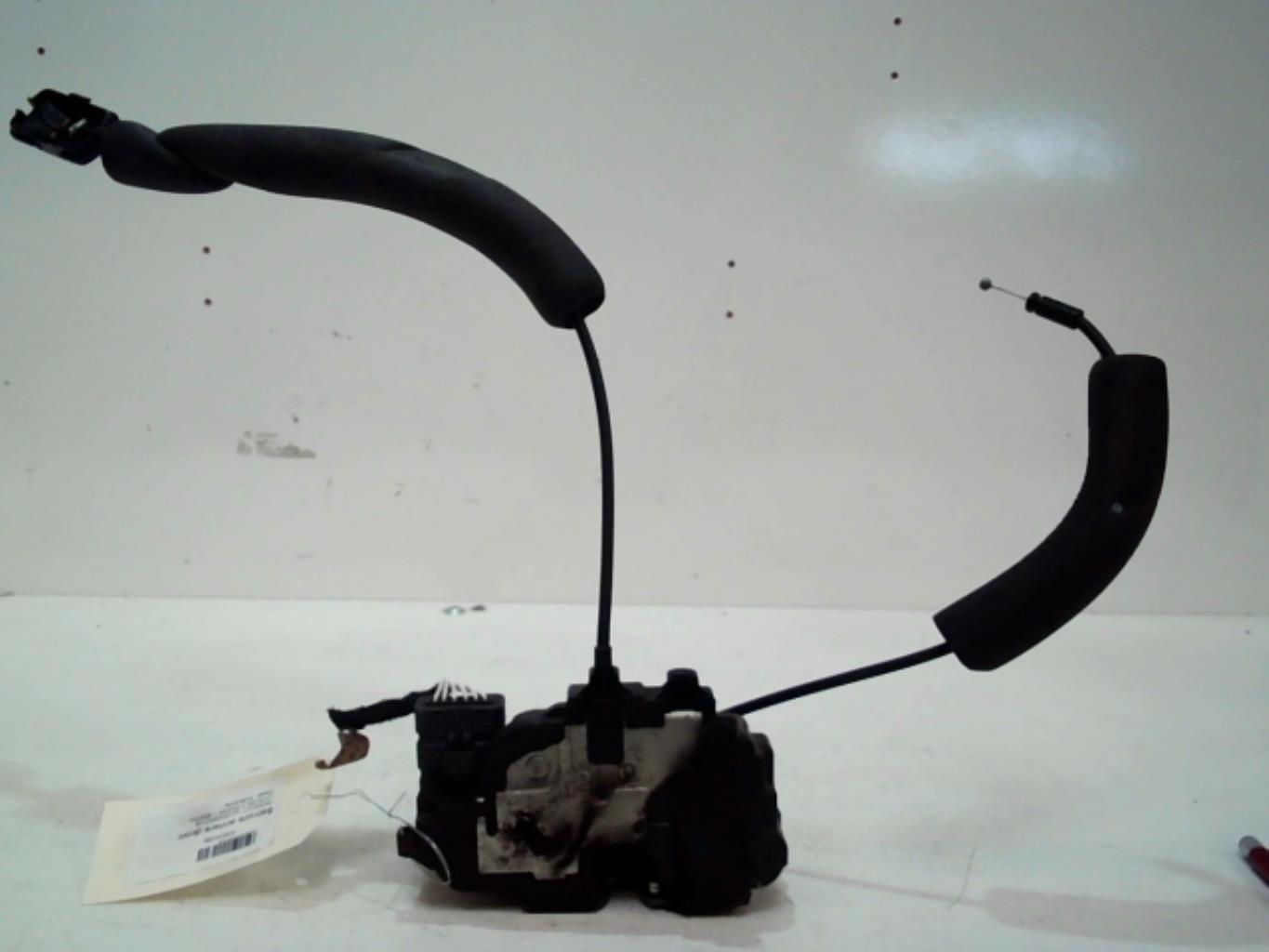 Serrure arriere droit RENAULT LAGUNA 3 PHASE 1 BREAK Diesel - 1