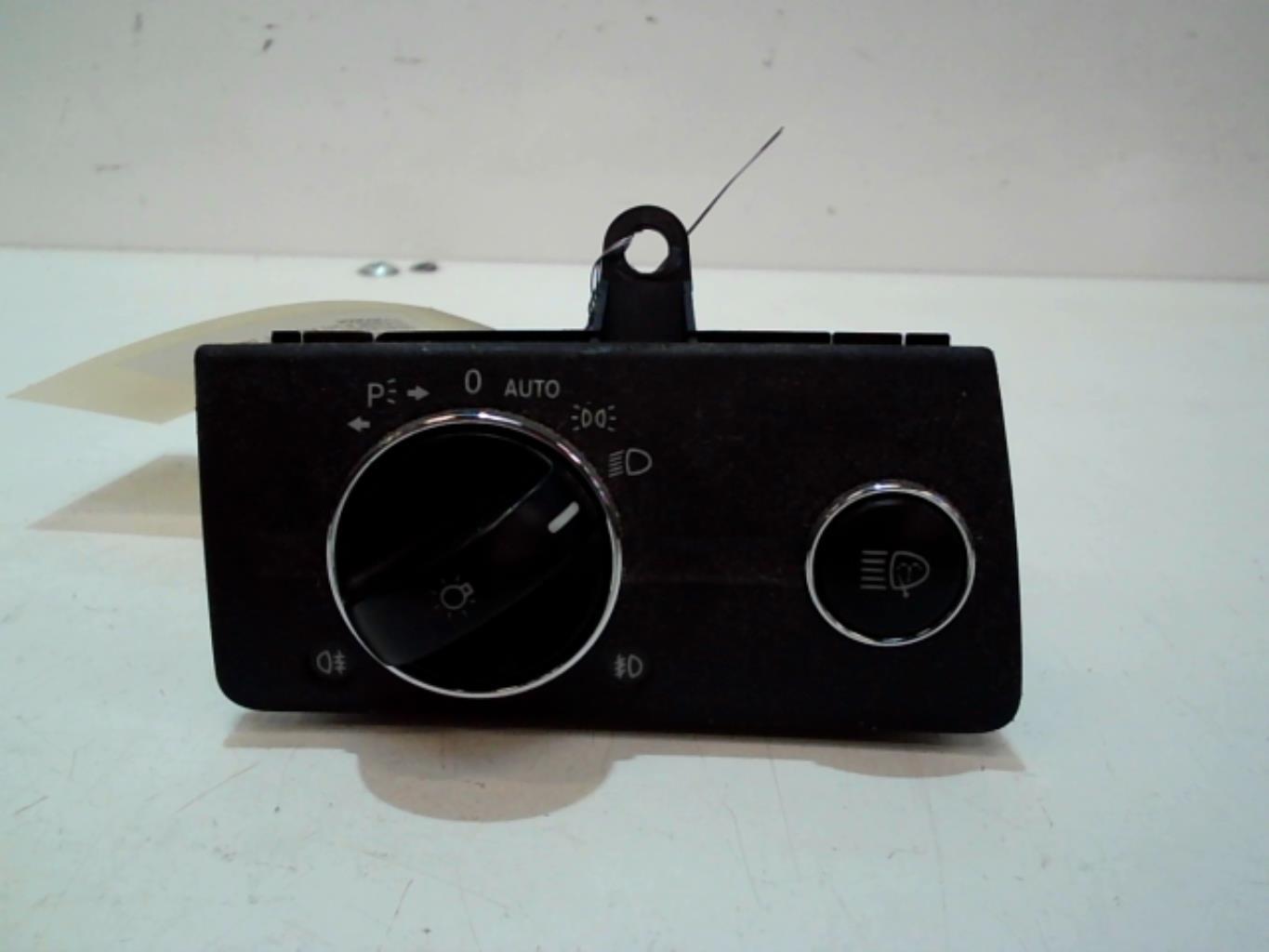 Commande de phare MERCEDES CLASSE E 211 PHASE 1 Diesel - 1
