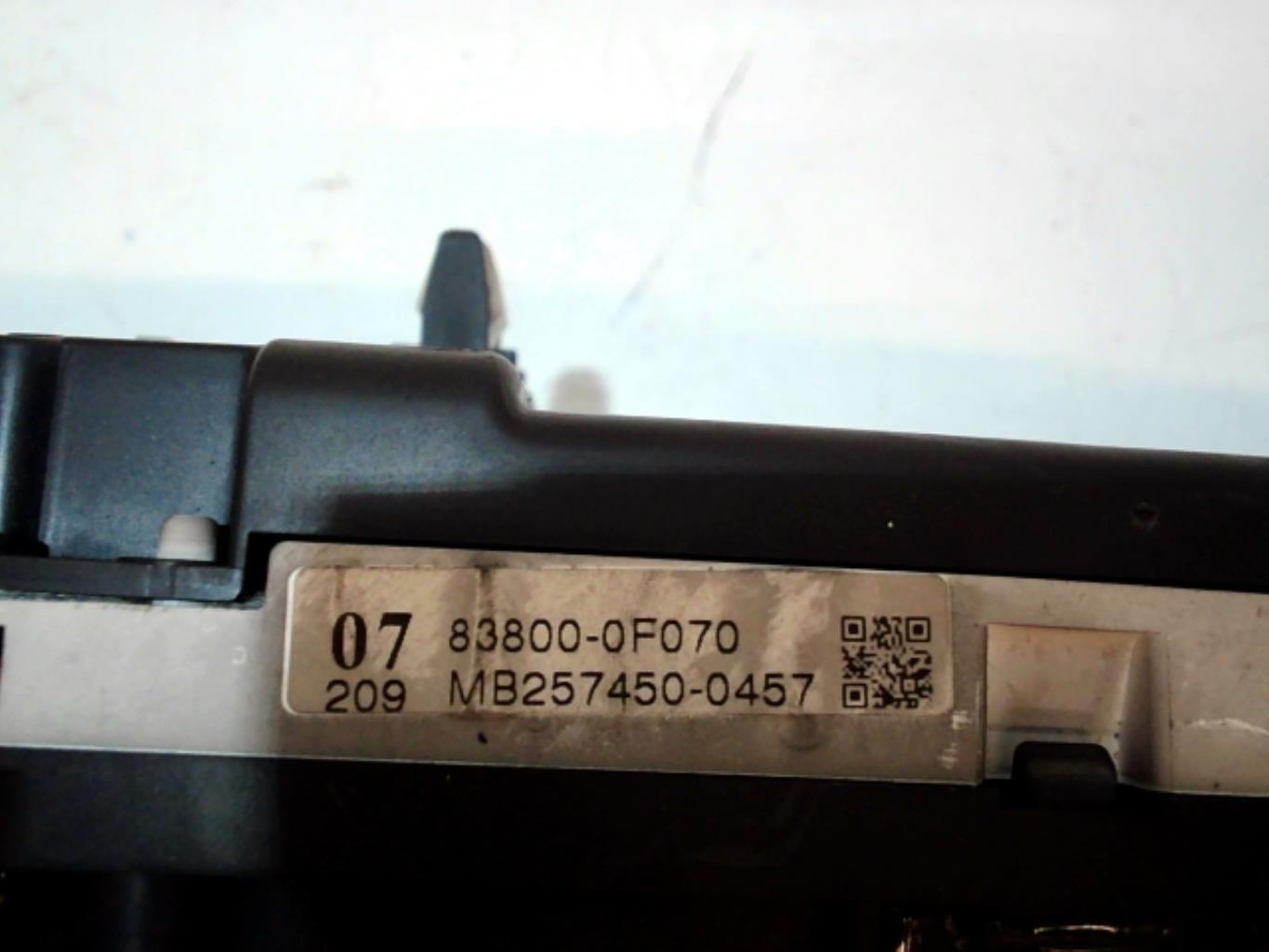 Compteur TOYOTA VERSO PHASE 1 Diesel - 1