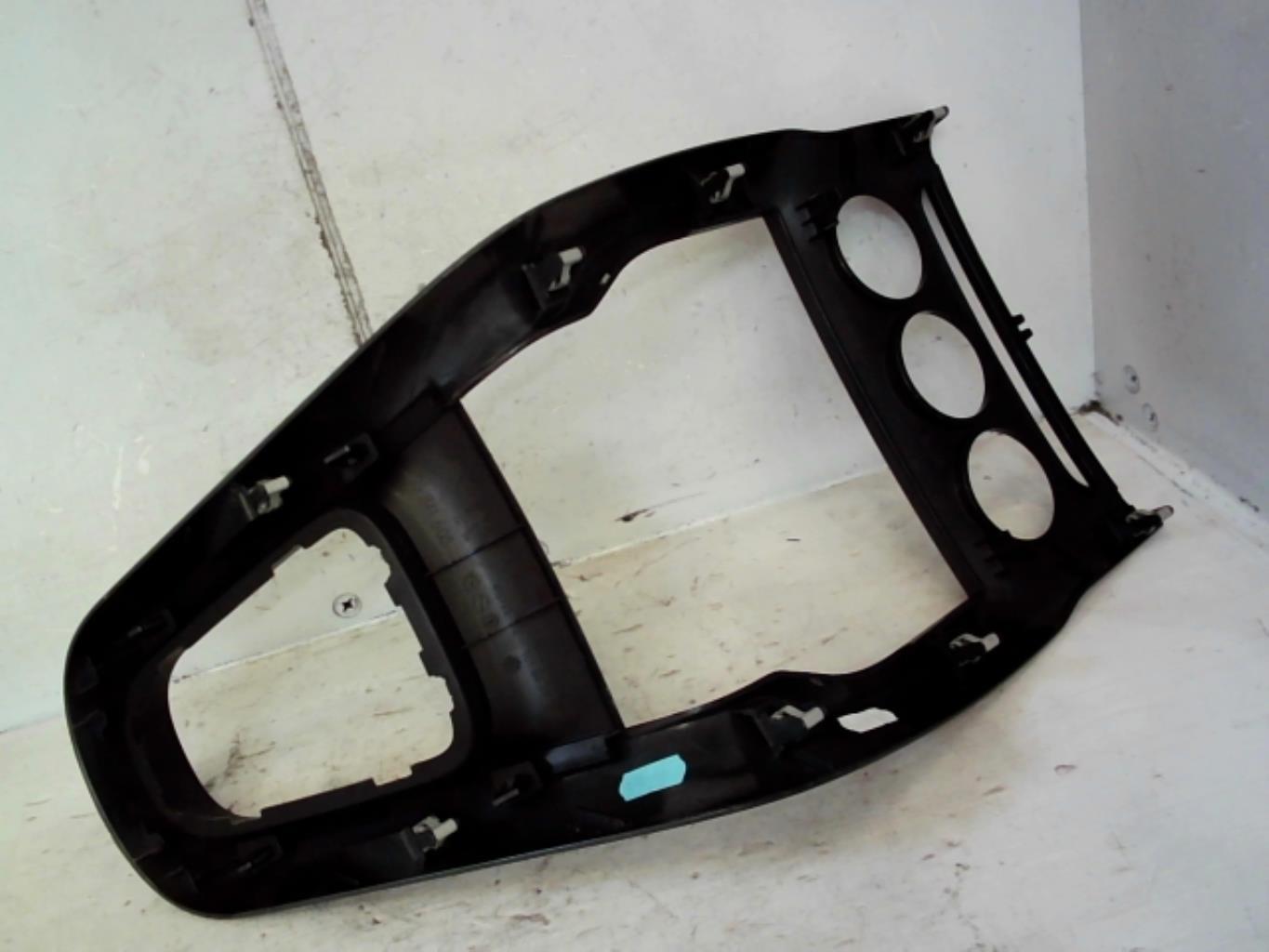 Console central (interieur plastique) CITROEN C3 2 PHASE 2 Essence - 1
