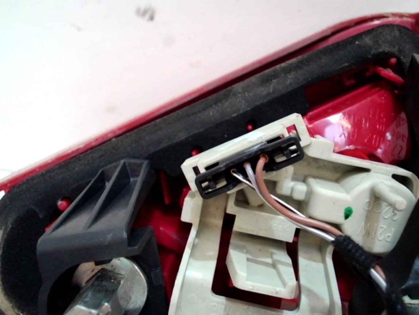 Feu arriere secondaire droit (feux) AUDI A5 1 COUPE PHASE 1 Diesel - 1