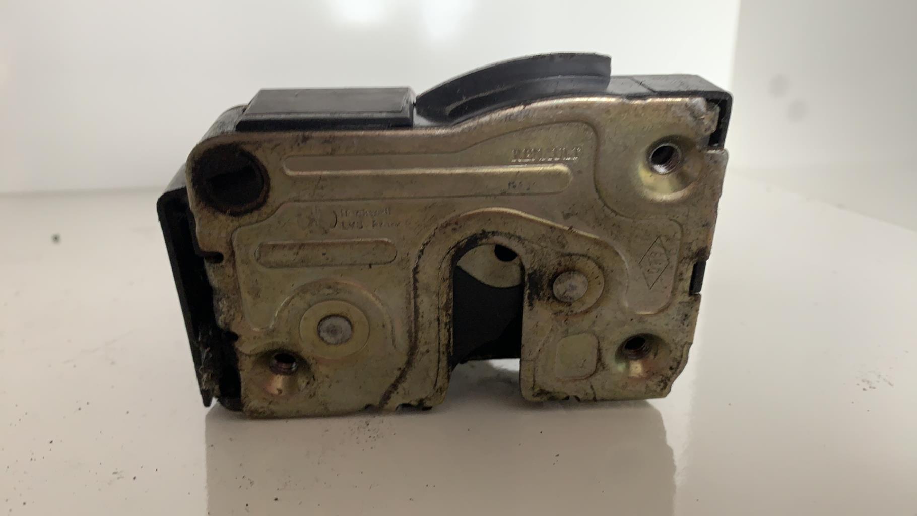 Serrure arriere droit RENAULT SCENIC 1 PHASE 2 Essence - 1