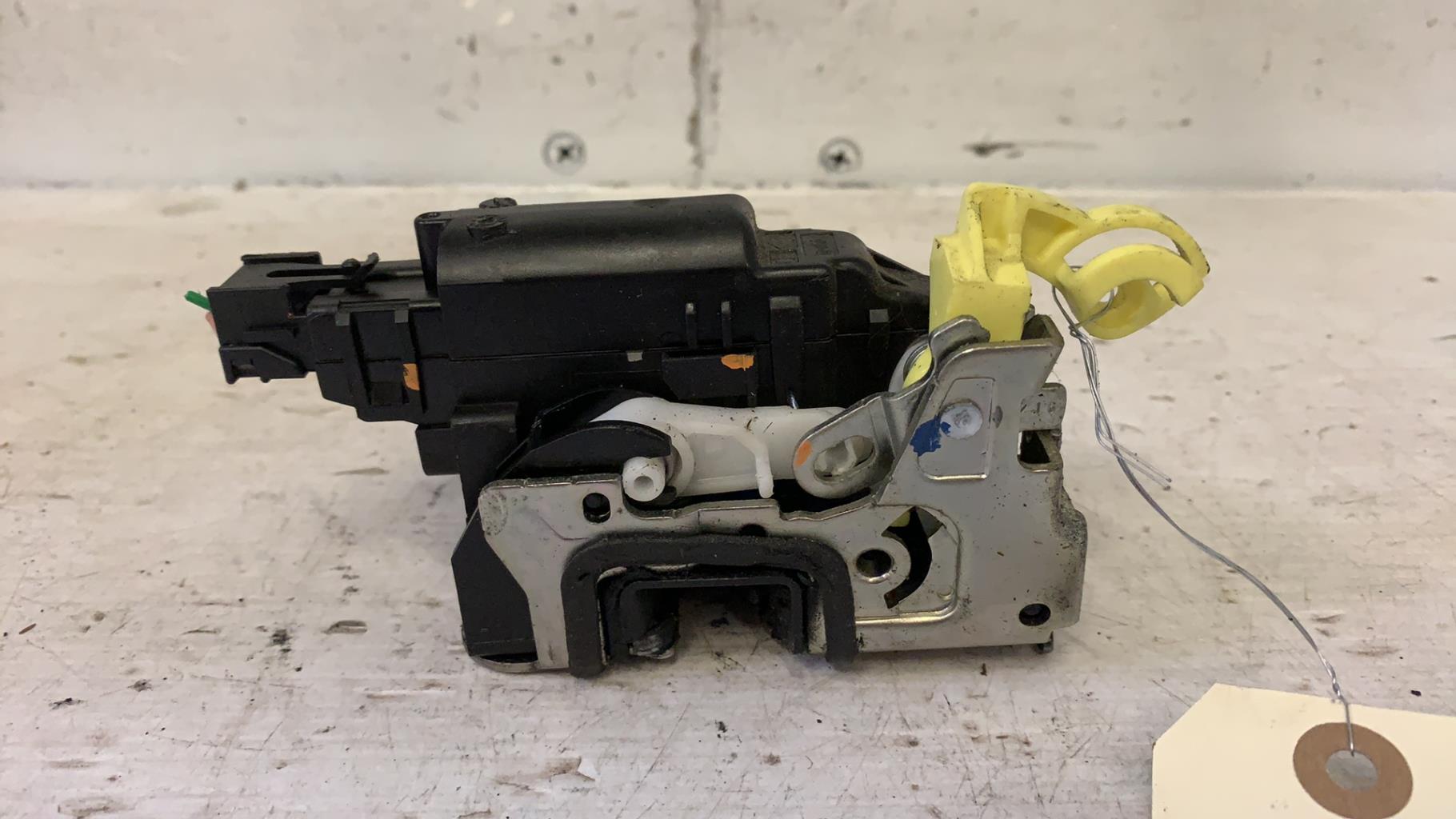 Serrure arriere droit DACIA DUSTER 1 PHASE 2 Diesel - 1