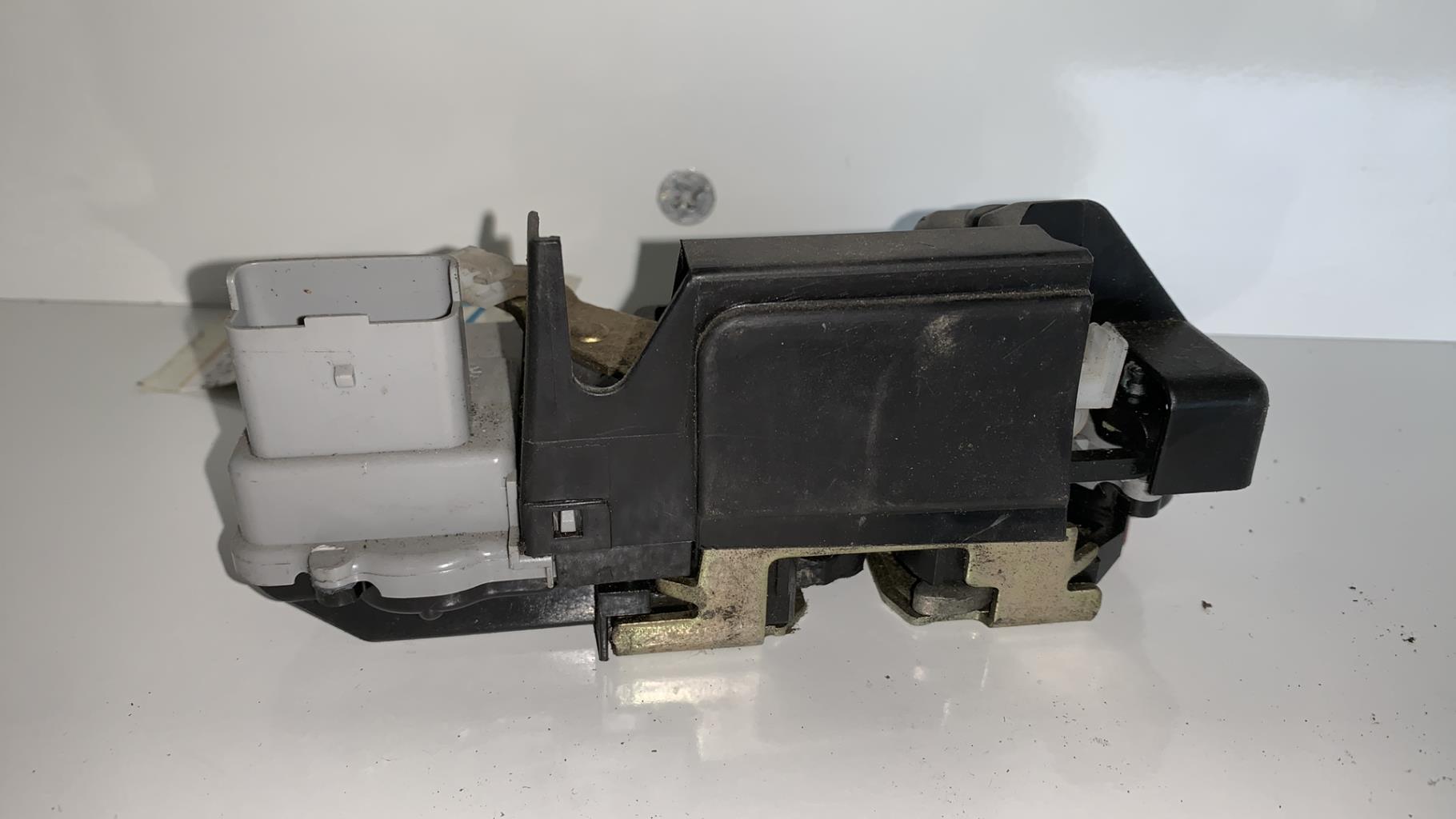 Serrure arriere gauche CITROEN C5 1 PHASE 1 Diesel - 1