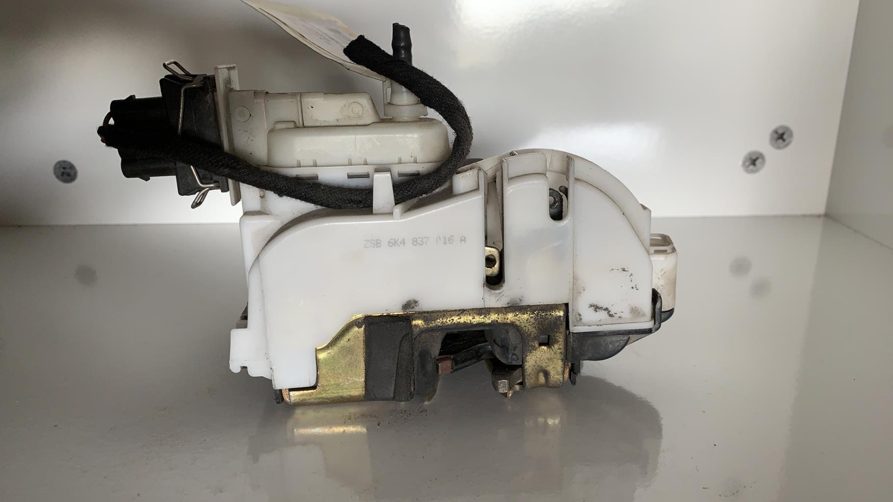 Serrure avant droit SEAT IBIZA 2 PHASE 3 Essence - 1