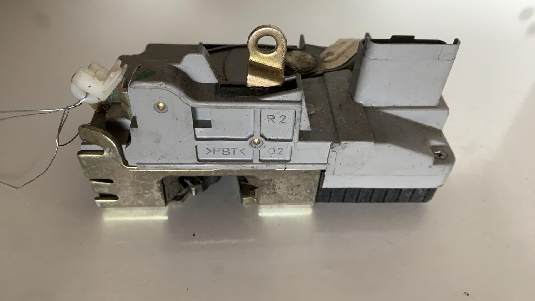 Serrure avant droit CITROEN C5 1 PHASE 1 Diesel - 1