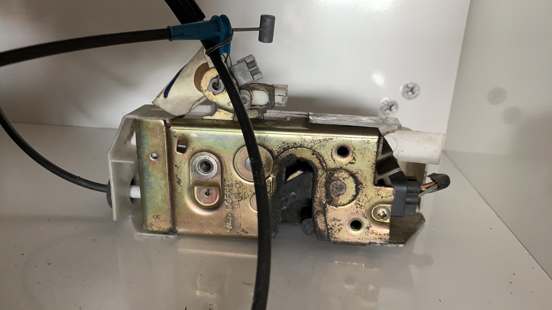 Serrure avant droit FORD KA 1 PHASE 1 Essence - 1