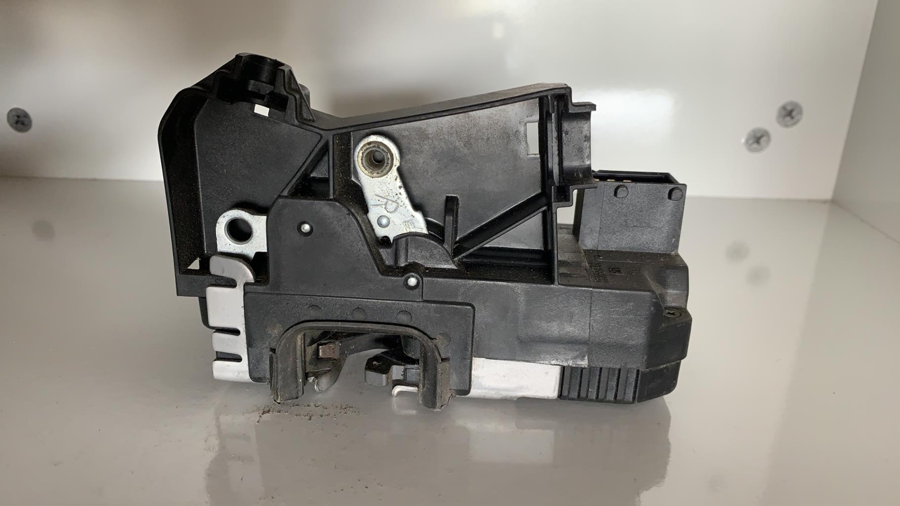 Serrure avant droit OPEL ASTRA G Diesel - 1