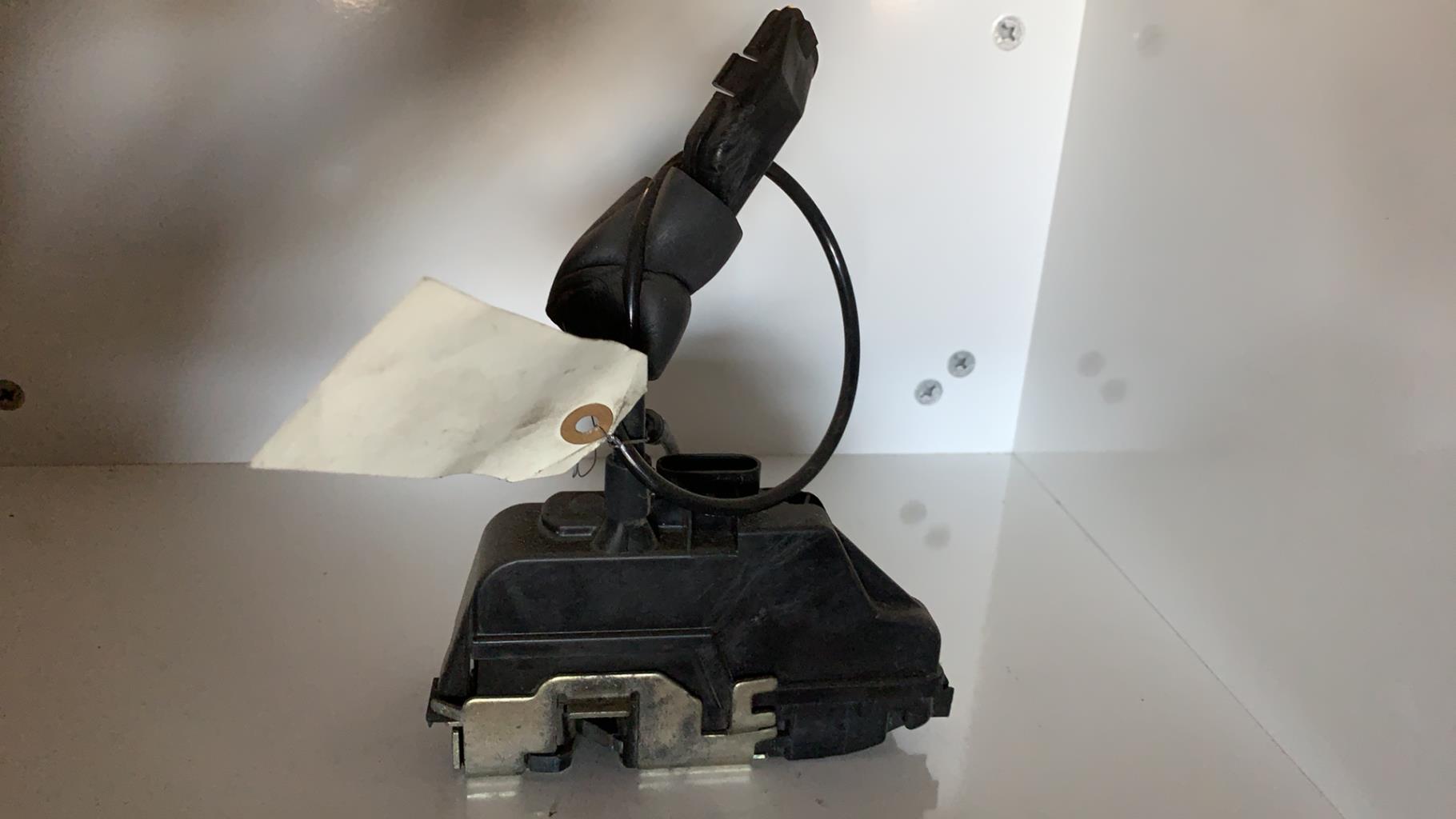 Serrure avant droit RENAULT VEL SATIS PHASE 1 Diesel - 1