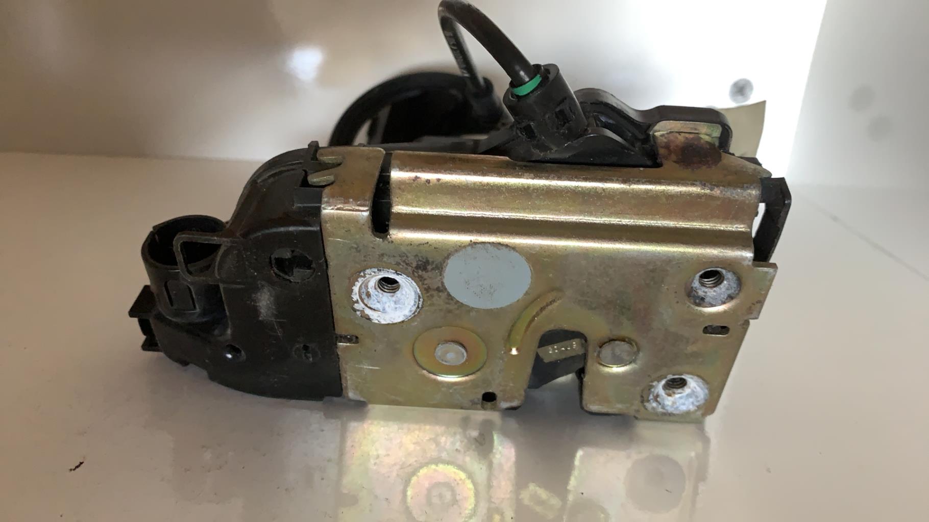 Serrure avant droit RENAULT LAGUNA 2 PHASE 2 Diesel - 1