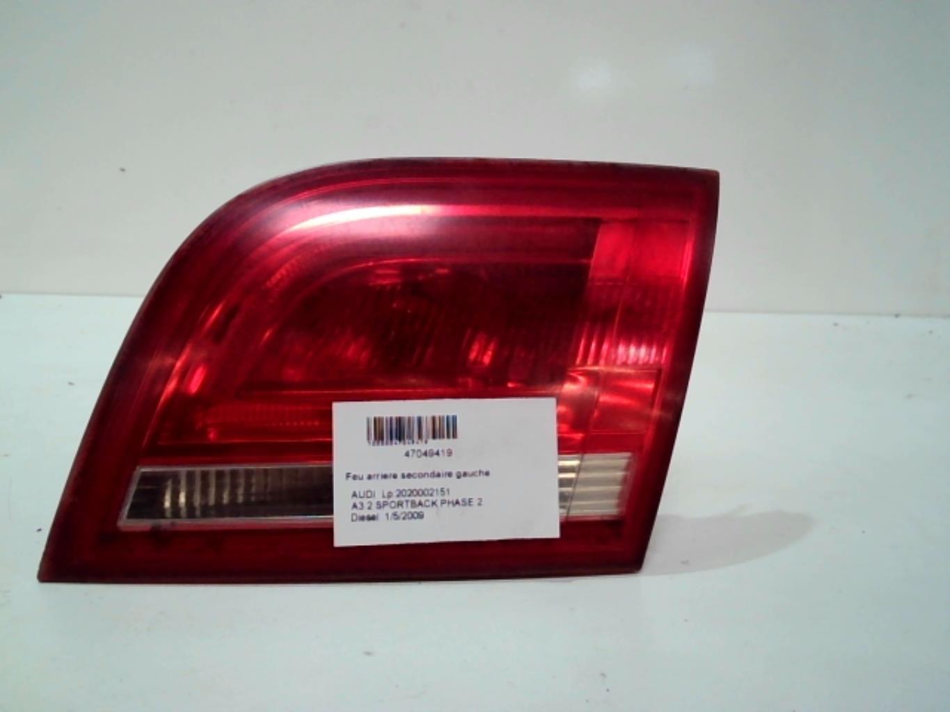 Feu arriere secondaire droit (feux) AUDI A3 2 SPORTBACK PHASE 2 Diesel - 1