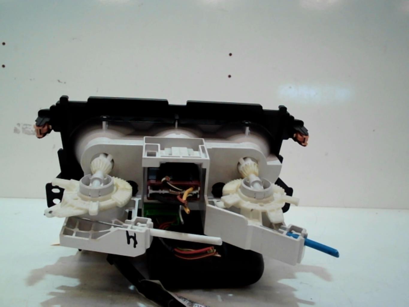 Commande chauffage OPEL AGILA B Essence - 1