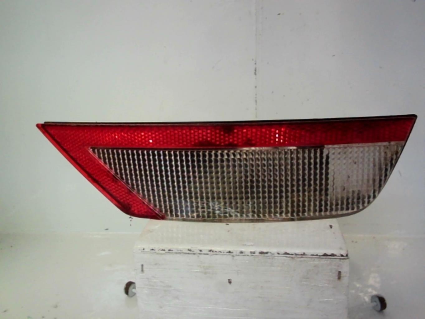Feu de recul droit FORD FOCUS 2 PHASE 2 Diesel - 1
