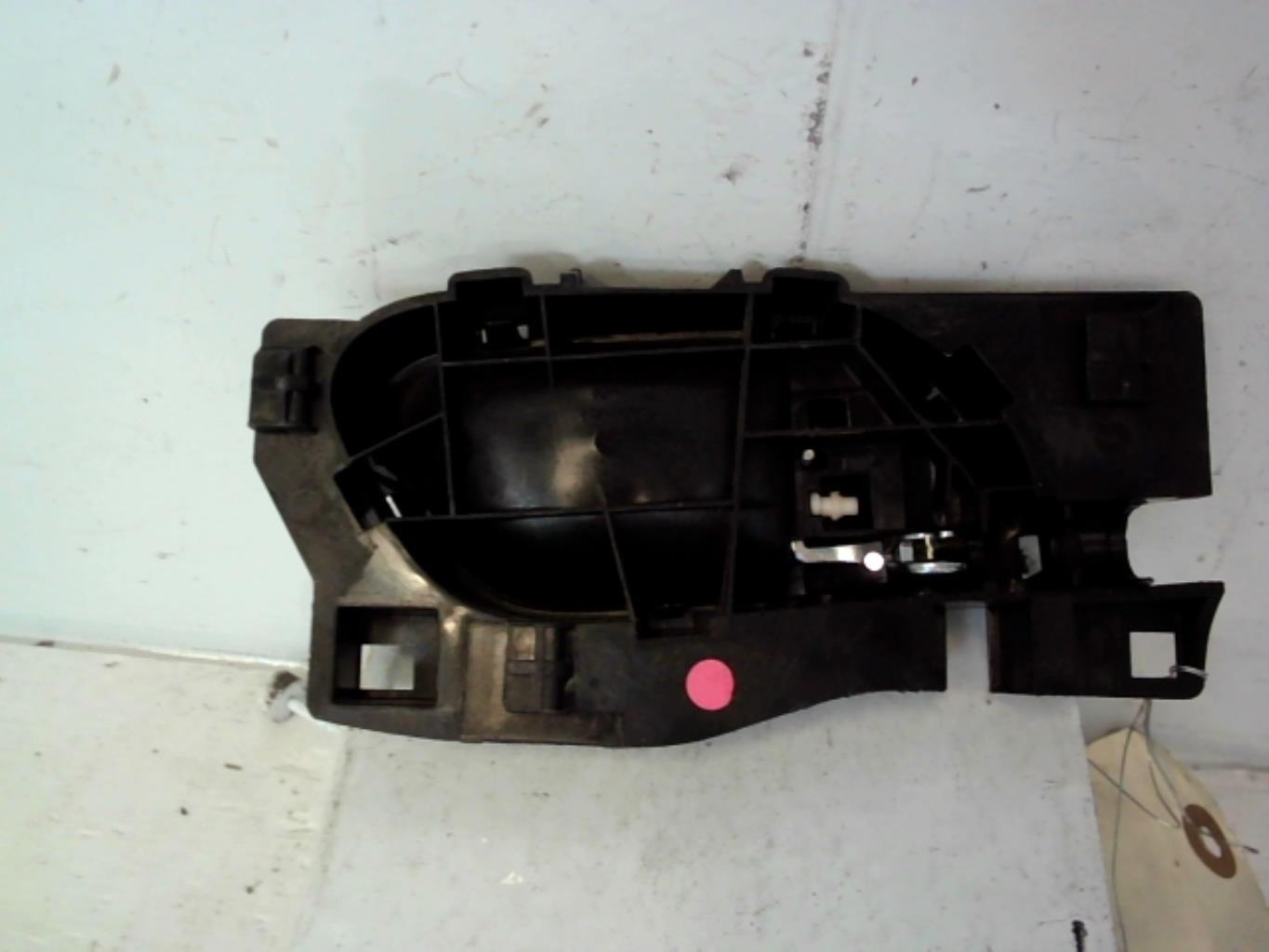Poignee interieur avant gauche CITROEN C3 2 PHASE 1 Diesel - 1