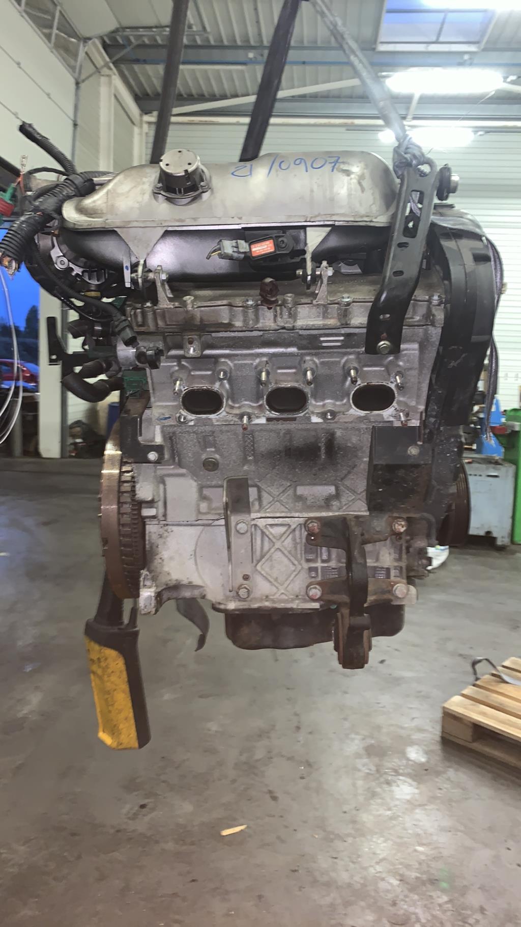 Moteur RENAULT AVANTIME Essence - 1