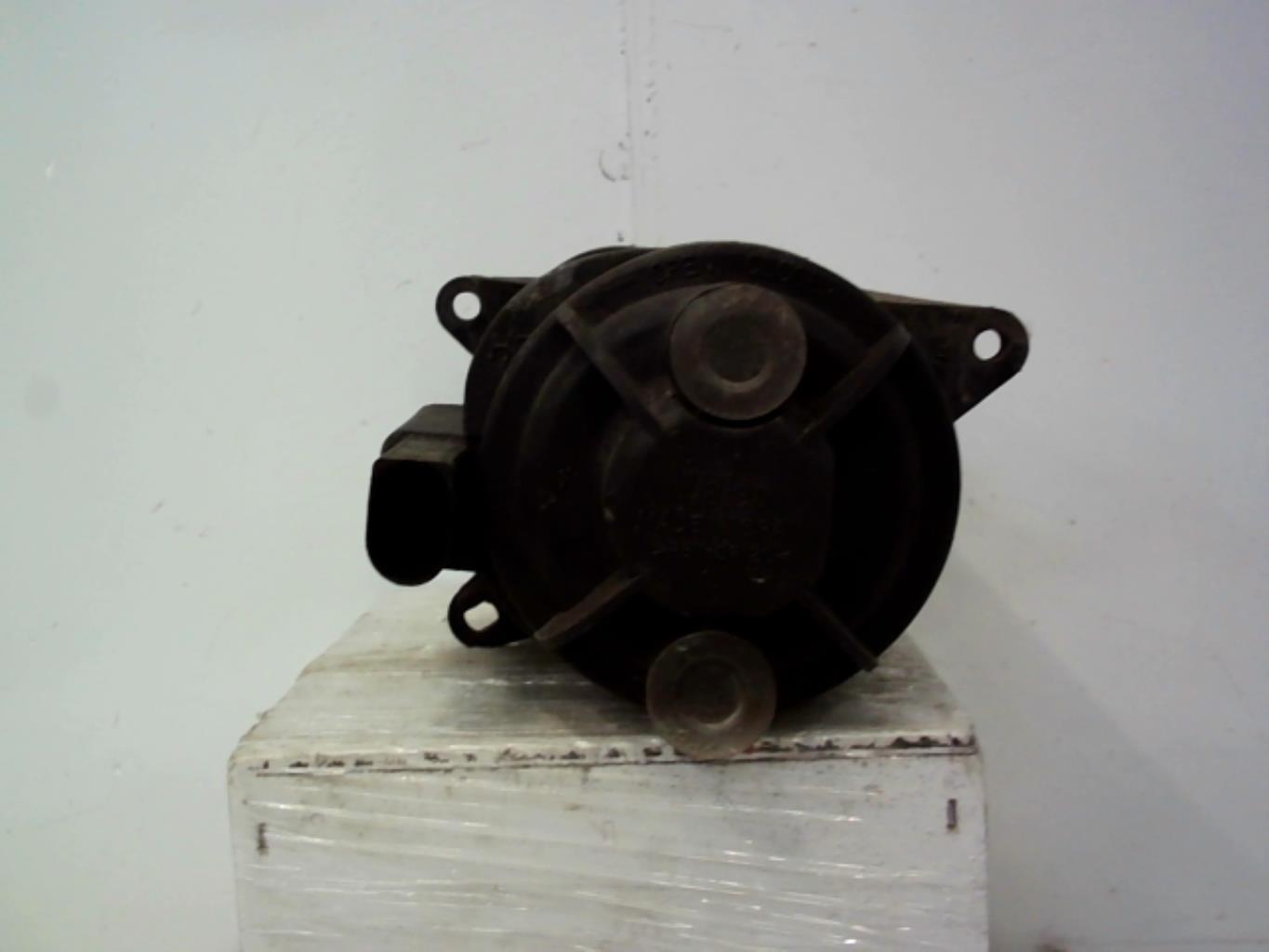 Anti brouillard droit (feux) AUDI A6 2 ALLROAD PHASE 2 BREAK Diesel - 1