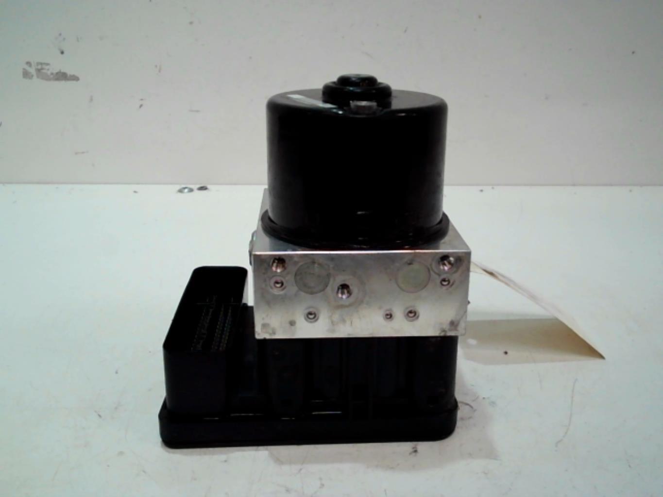 Bloc ABS (freins anti-blocage) BMW SERIE 1 E87 PHASE 2 Diesel - 1