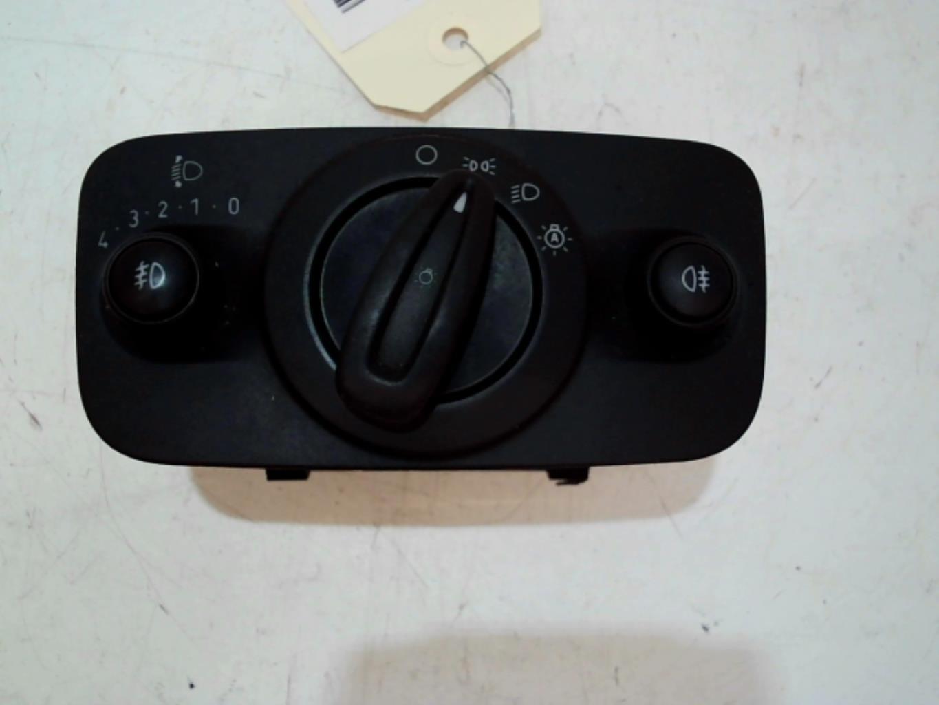 Commande de phare FORD FIESTA 6 PHASE 1 Diesel - 1