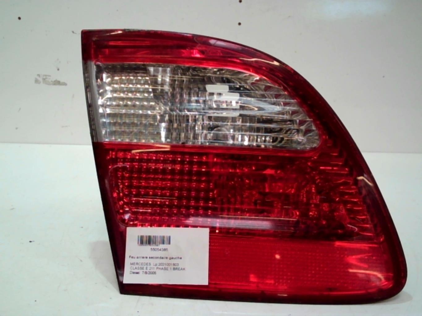 Feu arriere secondaire gauche (feux) MERCEDES CLASSE E 211 PHASE 1 BREAK Diesel - 1