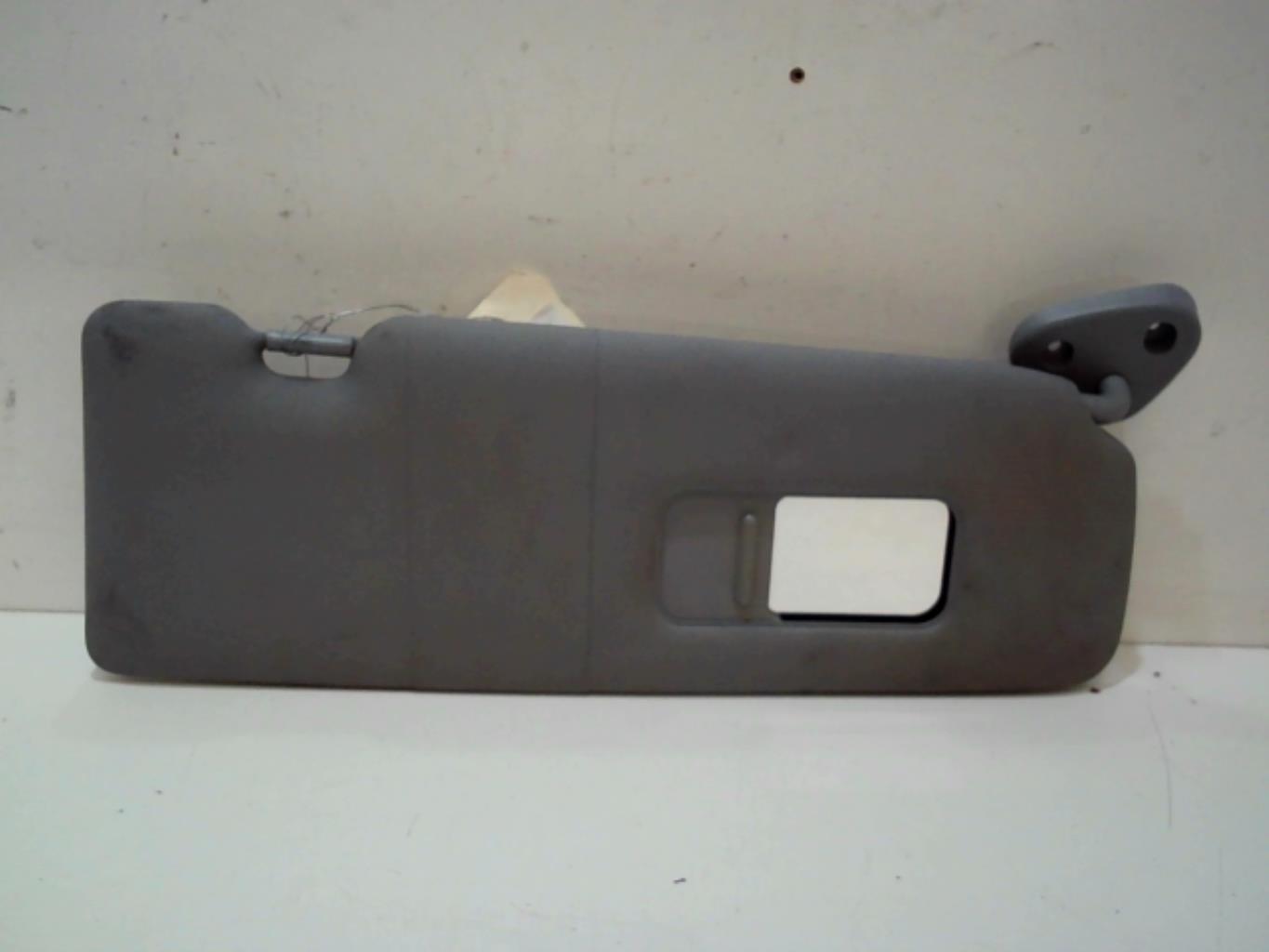 Pare soleil droit BMW SERIE 1 E87 PHASE 1 Diesel - 1