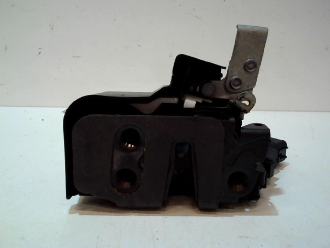 Serrure avant droit FORD MONDEO 3 PHASE 1 BREAK Diesel - 1