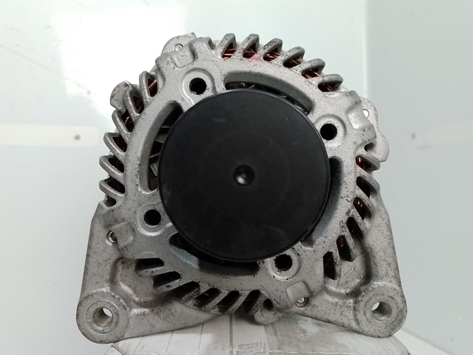 Alternateur RENAULT MEGANE 4 PHASE 1 BREAK Essence - 1
