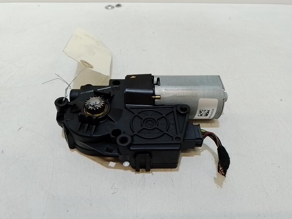 Moteur toit ouvrant BMW X1 E84 PHASE 2 Diesel - 1