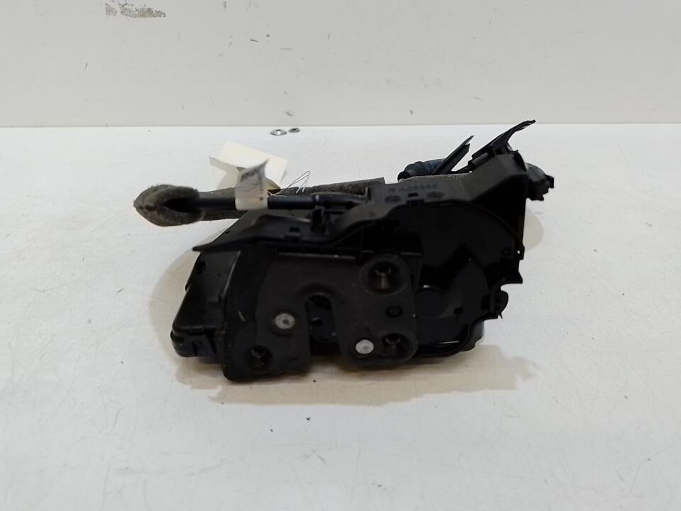 Serrure arriere droit RENAULT MEGANE 4 PHASE 1 BREAK Essence - 1