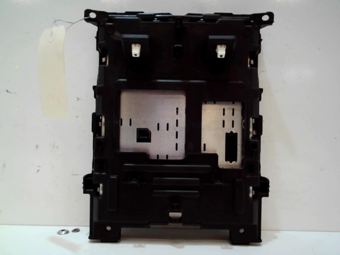Ecran GPS RENAULT MEGANE 4 PHASE 1 BREAK Diesel - 1