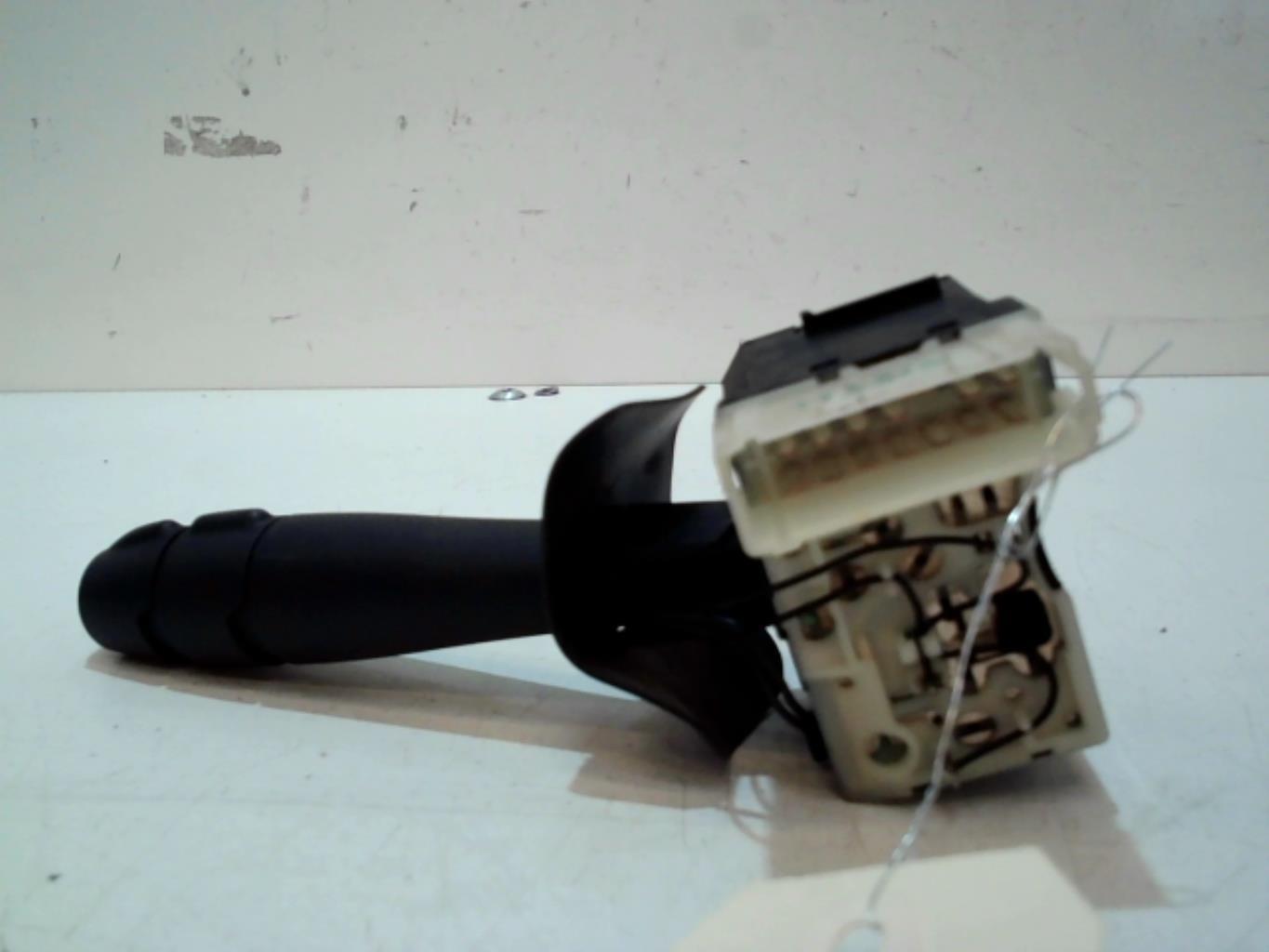 Commodo d'essuie glaces RENAULT CLIO 2 PHASE 1 Essence - 1