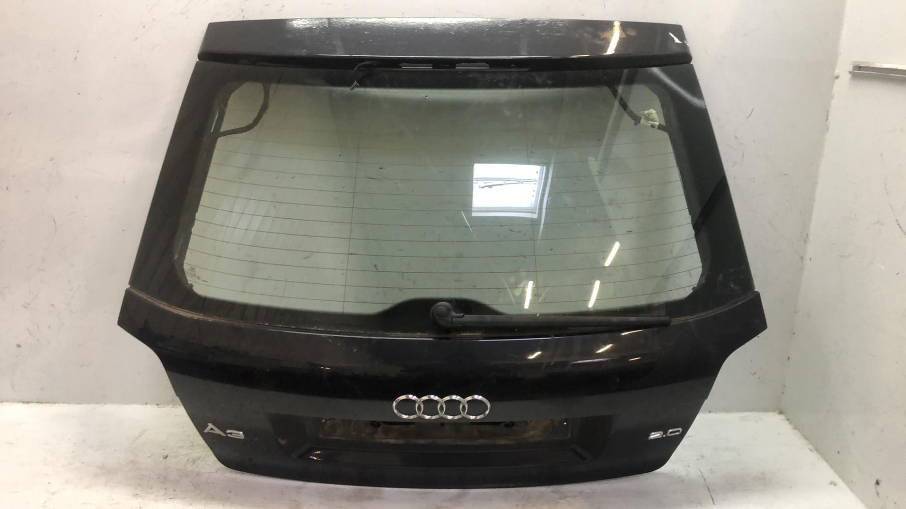 Malle/Hayon arriere AUDI A3 2 PHASE 1 Essence - 1