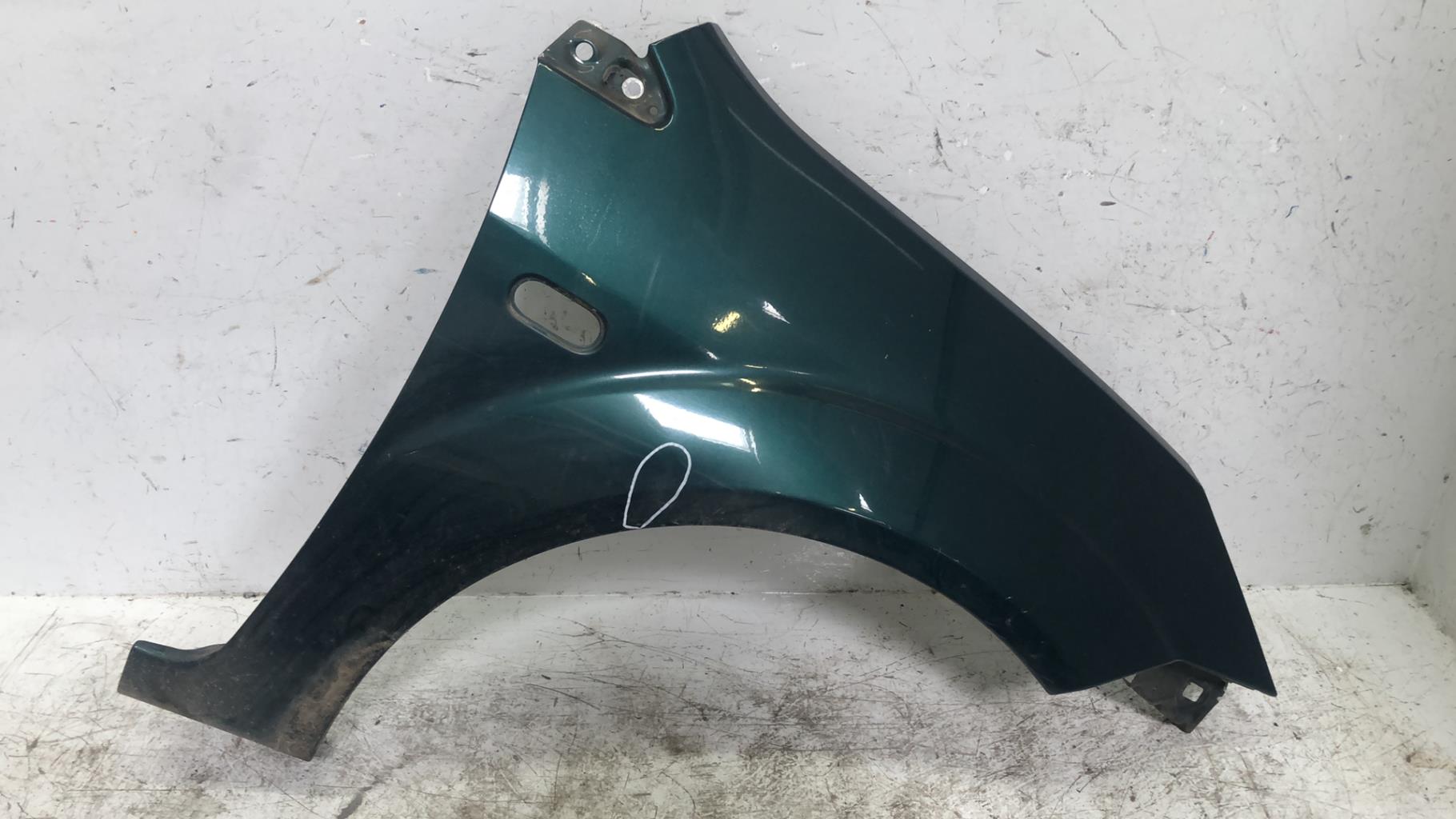 Aile avant droit FORD FIESTA 5 PHASE 1 Diesel - 1