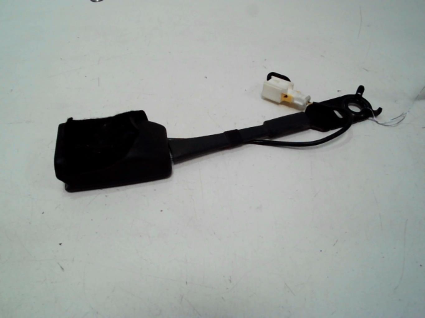 Attache ceinture avant gauche CITROEN C4 2 PHASE 1 Diesel - 1